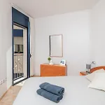 3 Min, Wifi, Air Conditioning, Garage! Apartamento *