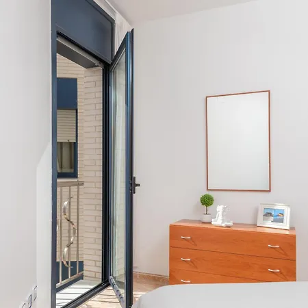 公寓 3 Min, Wifi, Air Conditioning, Garage! *