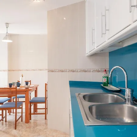 公寓 3 Min, Wifi, Air Conditioning, Garage! 滨海托萨